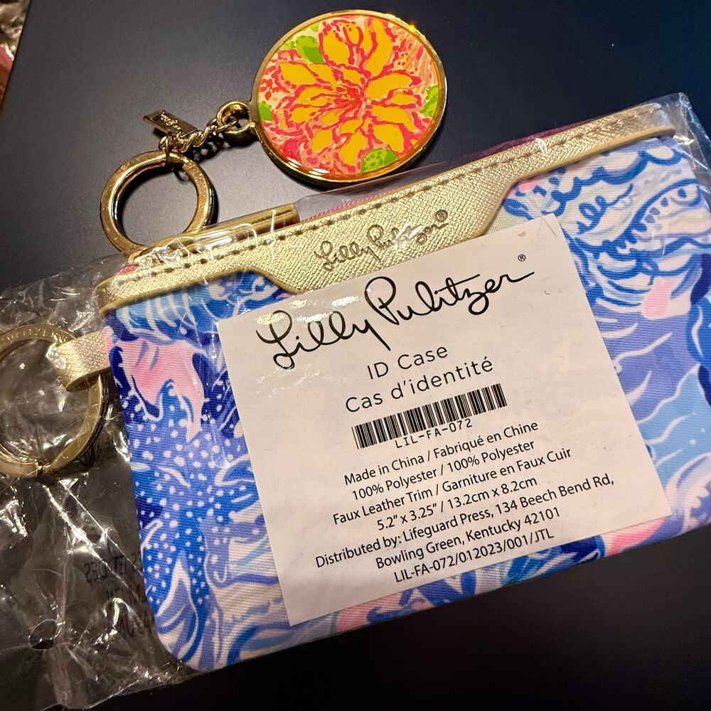 Lilly Pulitzer Key Ring & ID Case - Picture 4 of 5